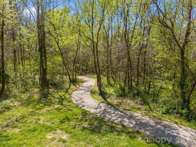 1982 Smokey Quartz Road, Davidson, NC 28036