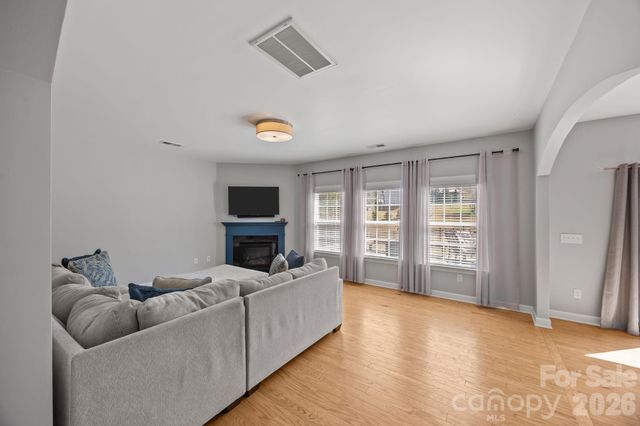 1982 Smokey Quartz Road, Davidson, NC 28036