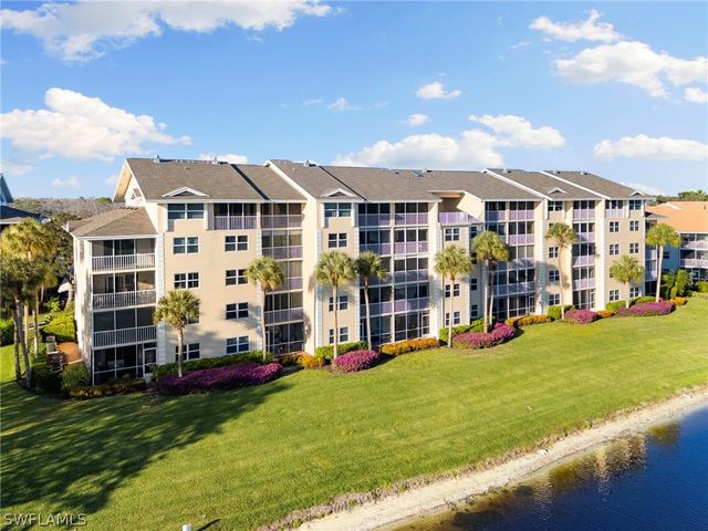 380 Horse Creek DR 403, Naples, FL 34110