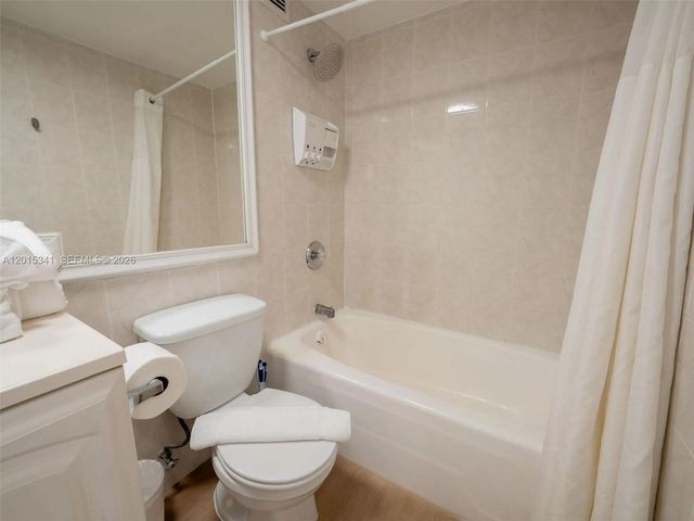 5445 Collins Avenue 1718, Miami Beach, FL 33140