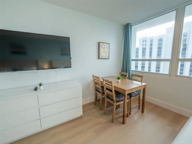 5445 Collins Avenue 1718, Miami Beach, FL 33140