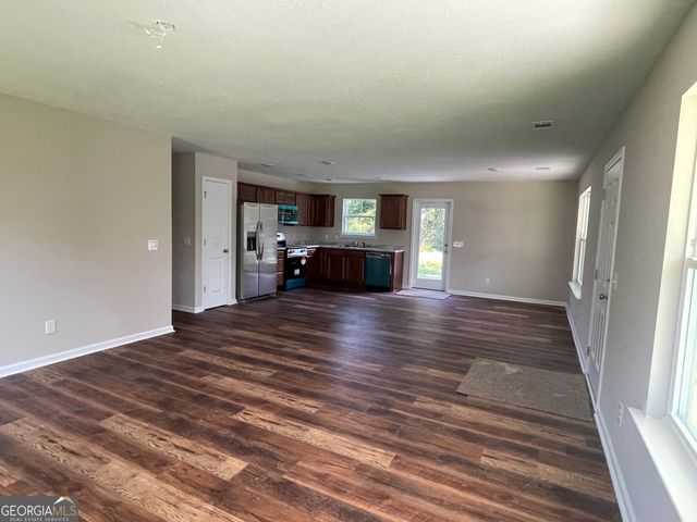 302 N Church Street, Glennville, GA 30427