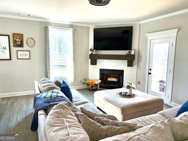 1924 Lou Gurley Road, Bowersville, GA 30516