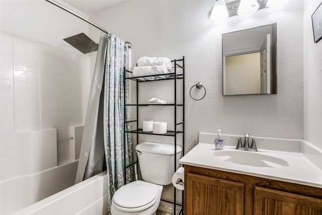 5145 Weather Rock Lane, Fort Worth, TX 76179