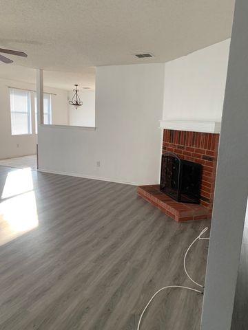 5145 Weather Rock Lane, Fort Worth, TX 76179