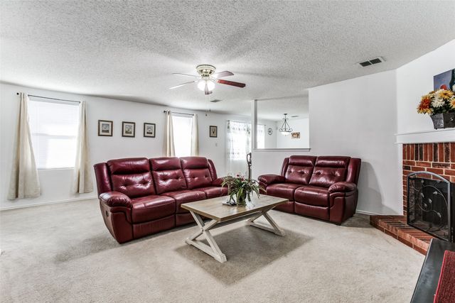 5145 Weather Rock Lane, Fort Worth, TX 76179