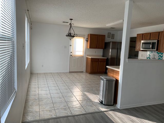 5145 Weather Rock Lane, Fort Worth, TX 76179