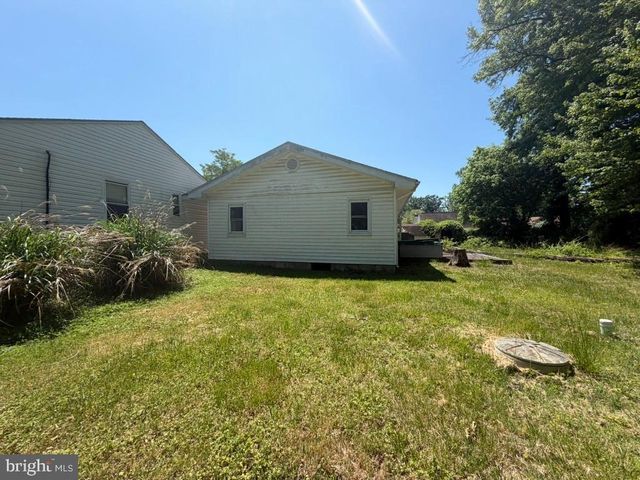 1314 CHERRY GARDEN RD, Baltimore, MD 21221