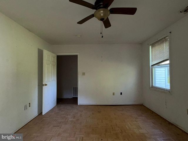 1314 CHERRY GARDEN RD, Baltimore, MD 21221