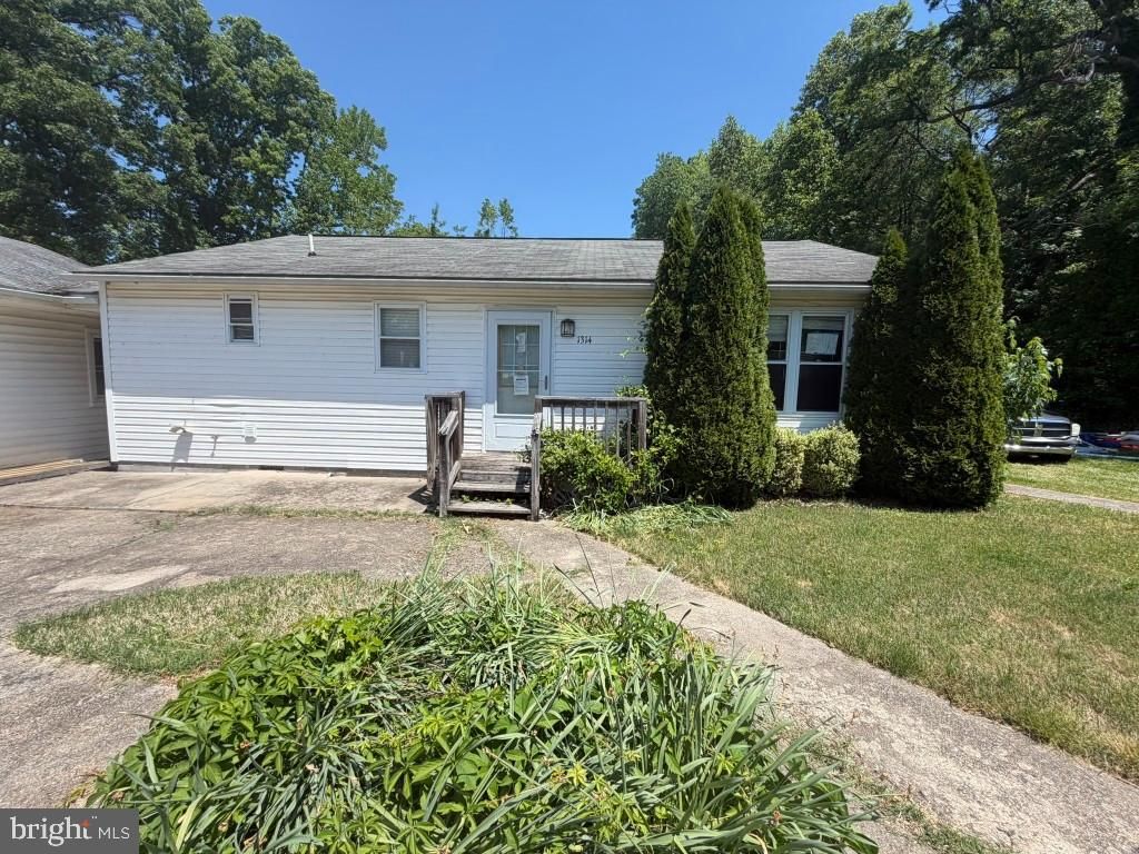 1314 CHERRY GARDEN RD, Baltimore, MD 21221