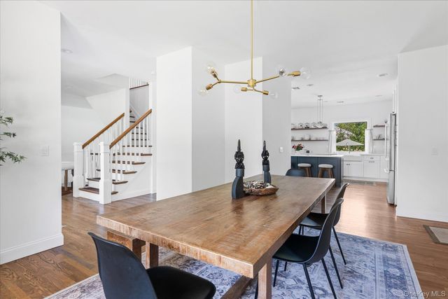 660 Sutton Place, Greenport, NY 11944