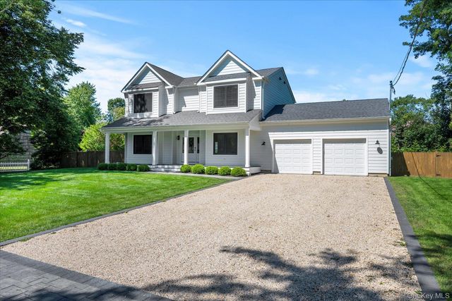 660 Sutton Place, Greenport, NY 11944