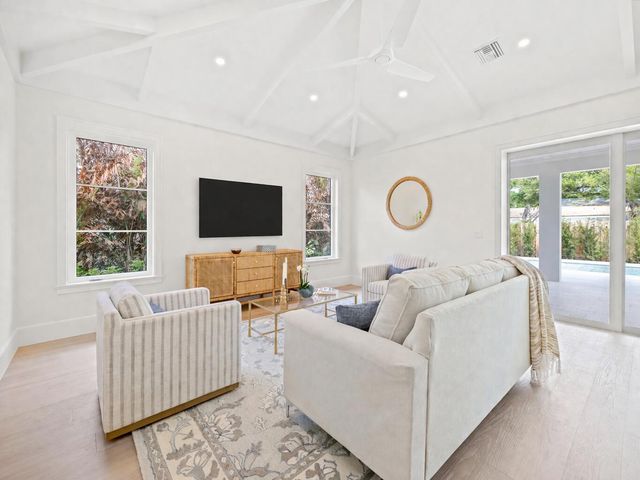 775 Acacia Road, Vero Beach, FL 32963