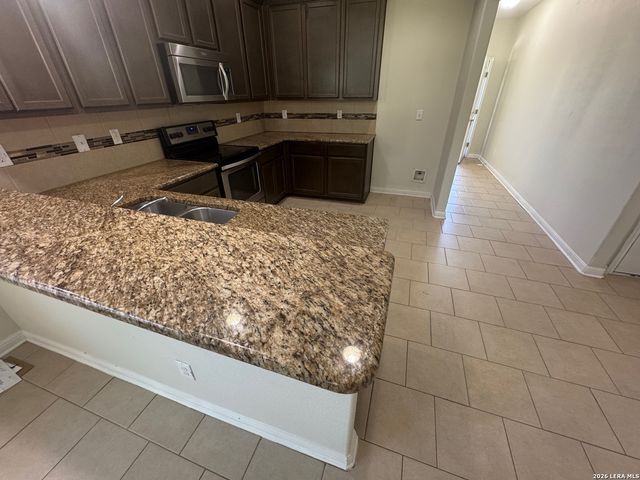 6702 Prescott Dr, San Antonio, TX 78233