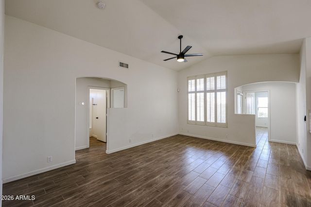 4047 E JOJOBA Road, Phoenix, AZ 85044