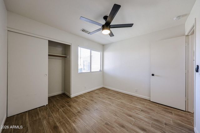 4047 E JOJOBA Road, Phoenix, AZ 85044