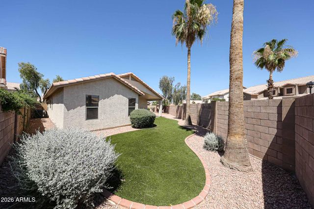 4047 E JOJOBA Road, Phoenix, AZ 85044