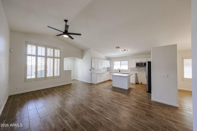 4047 E JOJOBA Road, Phoenix, AZ 85044