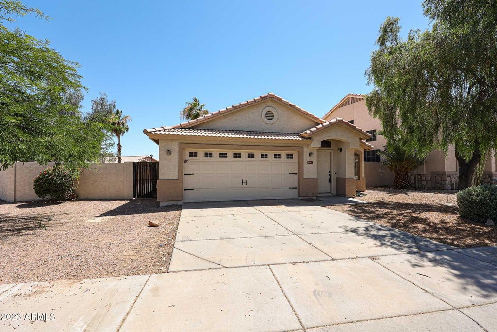 4047 E JOJOBA Road, Phoenix, AZ 85044