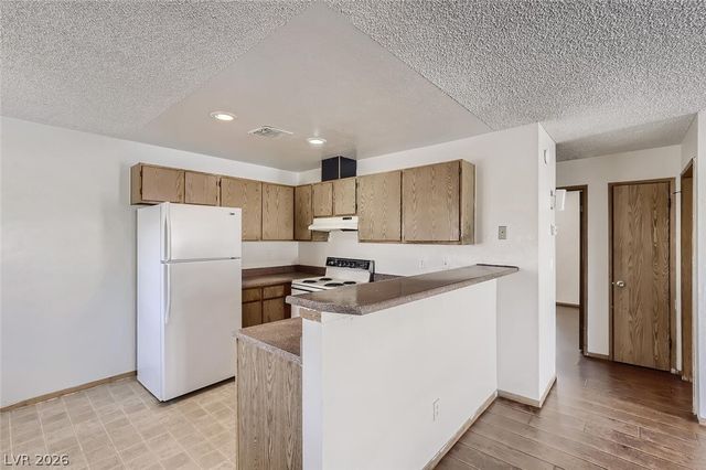 1843 Cosmic Drive 268, Las Vegas, NV 89115
