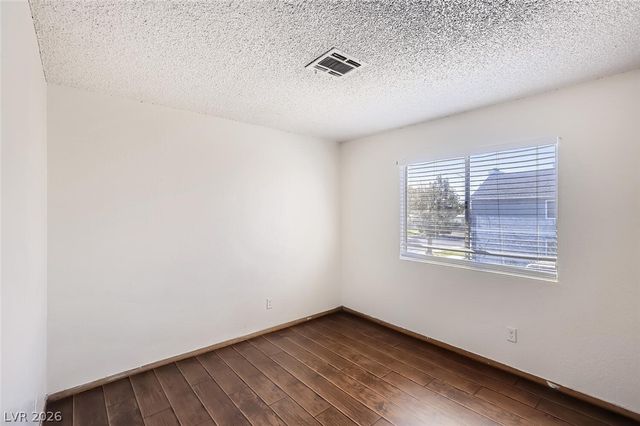 1843 Cosmic Drive 268, Las Vegas, NV 89115