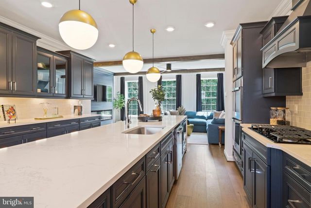 4410 FAIR LAKES CT, Fairfax, VA 22033