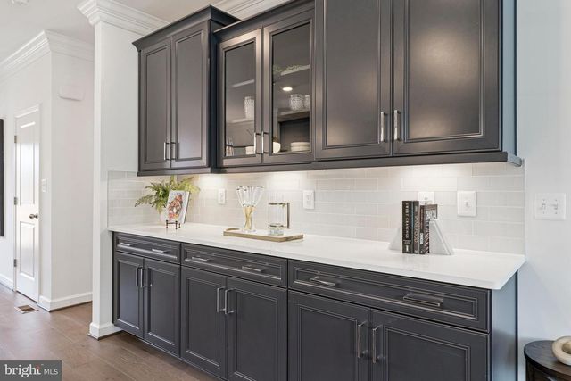 4410 FAIR LAKES CT, Fairfax, VA 22033