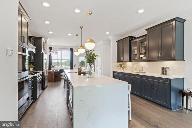 4410 FAIR LAKES CT, Fairfax, VA 22033