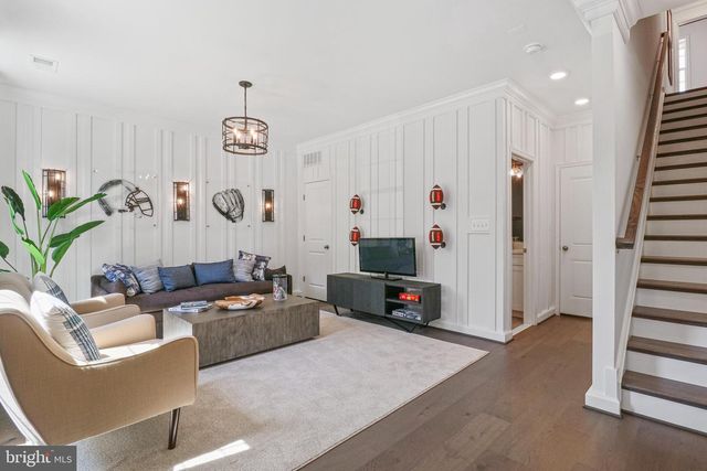 4410 FAIR LAKES CT, Fairfax, VA 22033