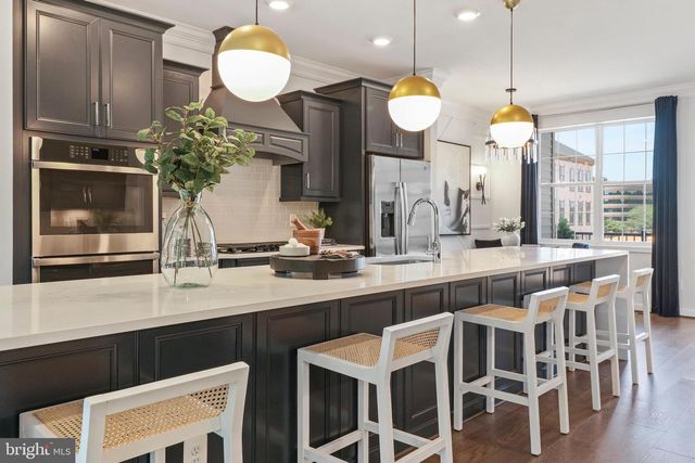 4410 FAIR LAKES CT, Fairfax, VA 22033