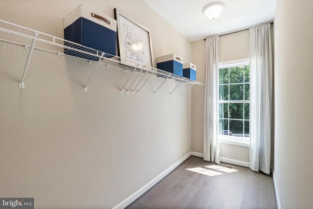 4410 FAIR LAKES CT, Fairfax, VA 22033