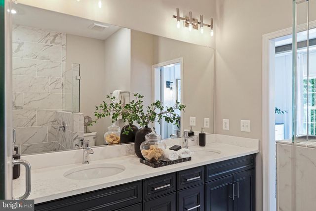 4410 FAIR LAKES CT, Fairfax, VA 22033