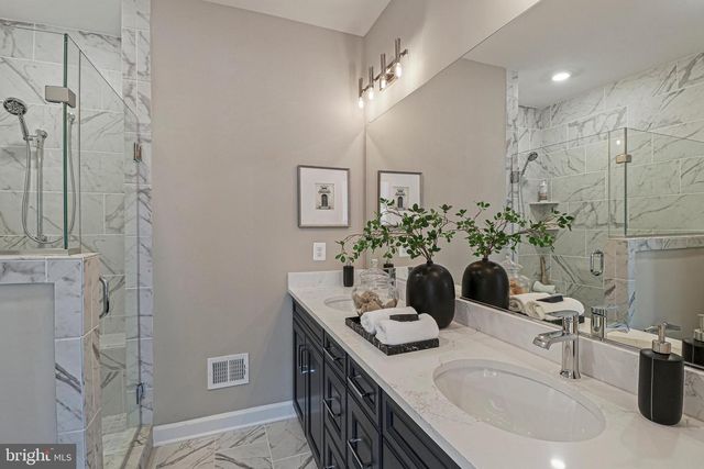 4410 FAIR LAKES CT, Fairfax, VA 22033