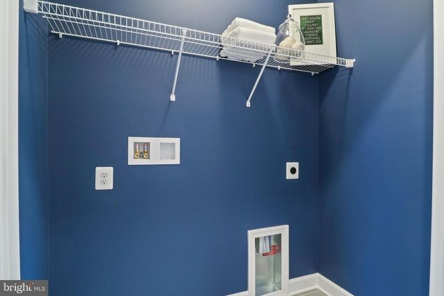 4410 FAIR LAKES CT, Fairfax, VA 22033