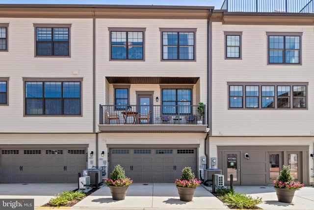 4410 FAIR LAKES CT, Fairfax, VA 22033