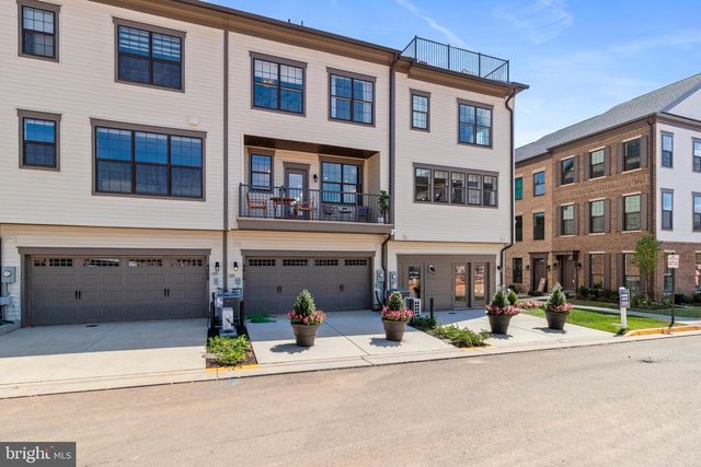 4410 FAIR LAKES CT, Fairfax, VA 22033