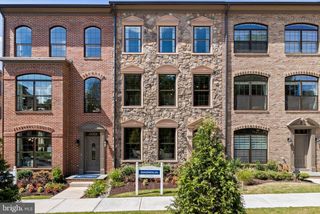 4410 FAIR LAKES CT, Fairfax, VA 22033