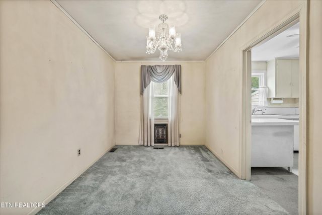 5716 Sanford Rd, Knoxville, TN 37912