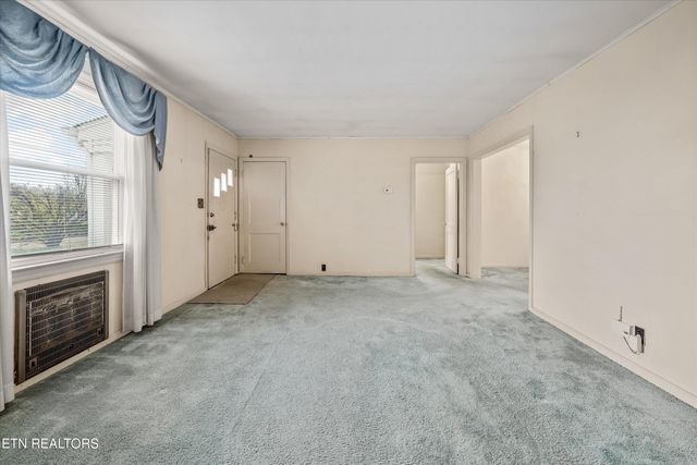 5716 Sanford Rd, Knoxville, TN 37912