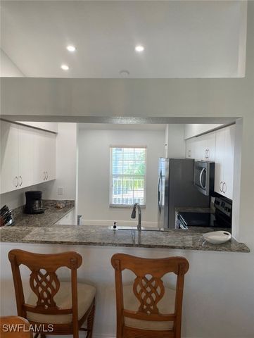 9640 Victoria LN C-305, Naples, FL 34109