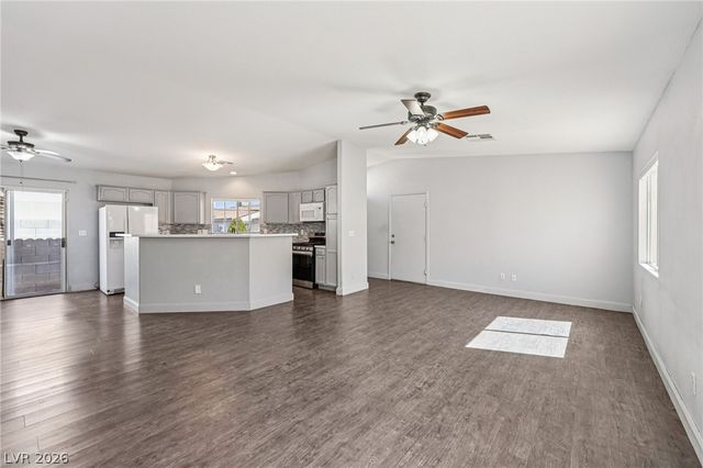 4993 Mascaro Drive, Las Vegas, NV 89122