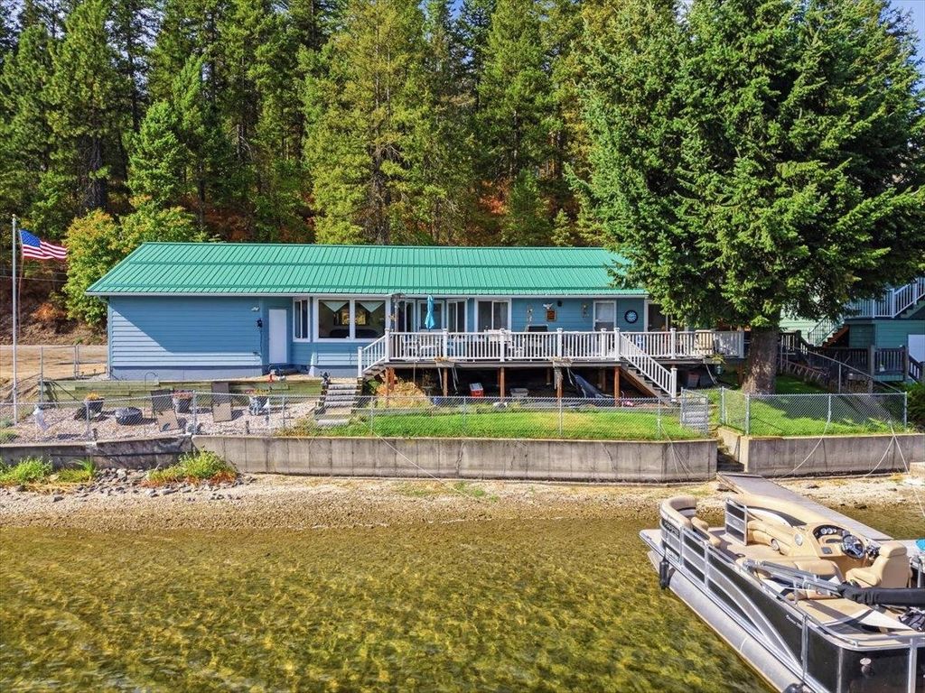 46247 Larson Beach Rd, Loon Lake, WA 99148 photo 2