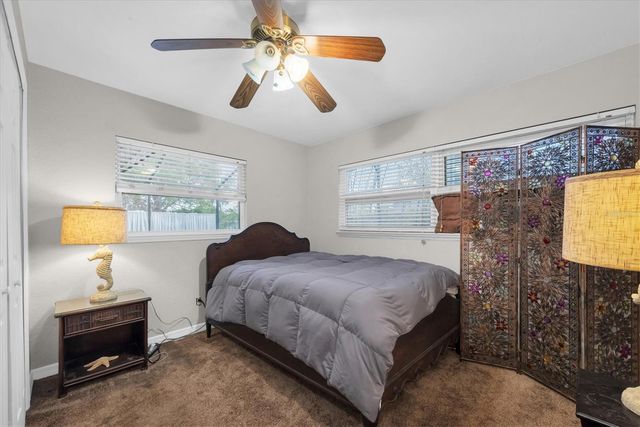 1700 74TH AVENUE N, St Petersburg, FL 33702