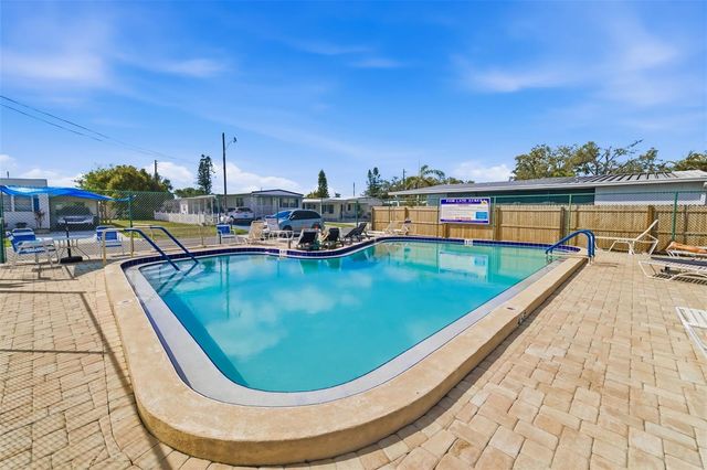 812 50TH AVENUE TERRACE W, Bradenton, FL 34207