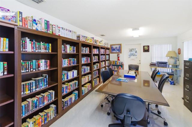 812 50TH AVENUE TERRACE W, Bradenton, FL 34207