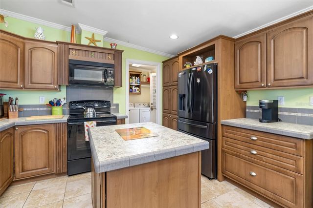 812 50TH AVENUE TERRACE W, Bradenton, FL 34207