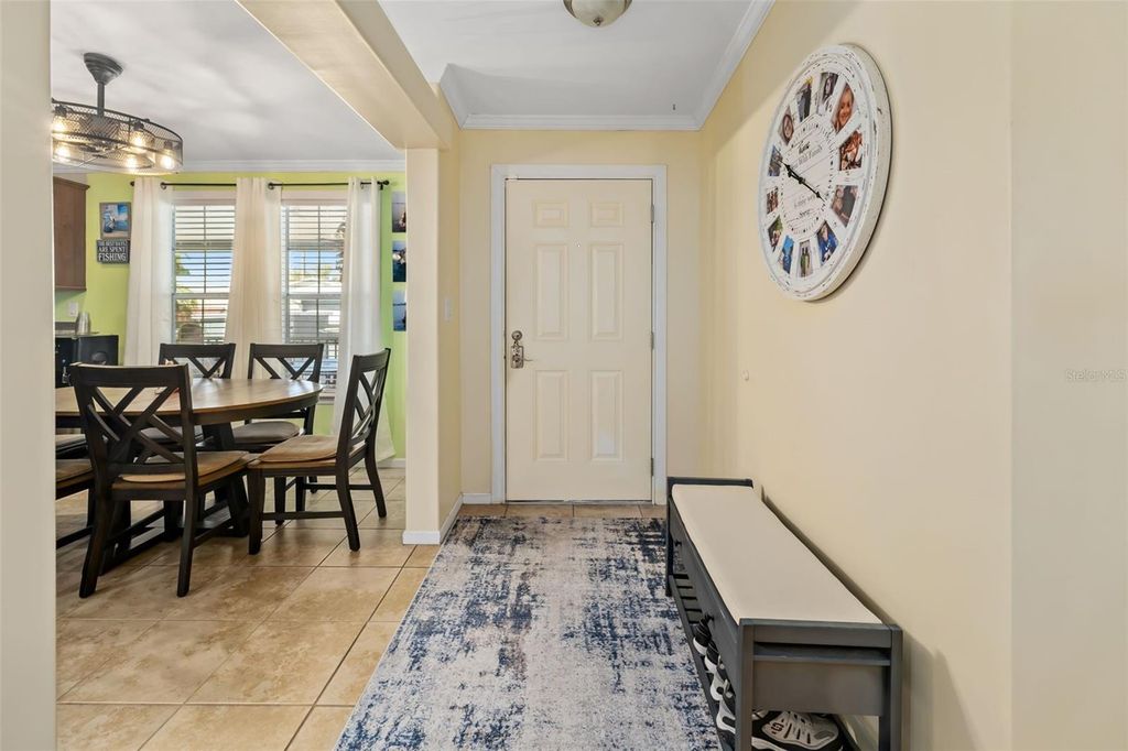 Image 24 of property listing at 812 50TH AVENUE TERRACE W, Bradenton, FL 34207