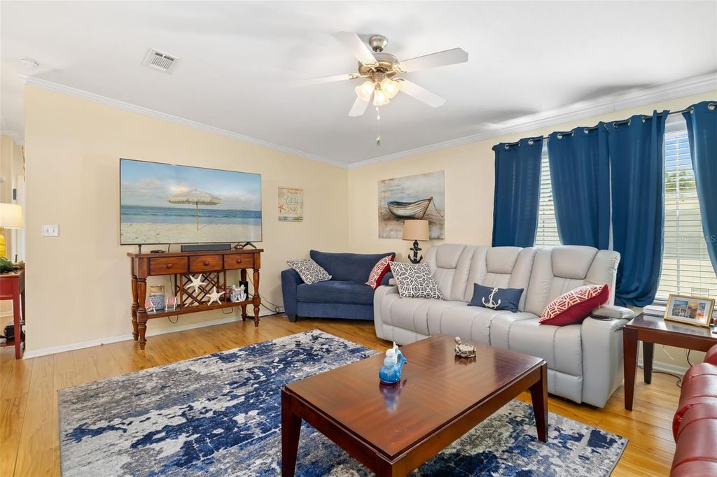 Image 28 of property listing at 812 50TH AVENUE TERRACE W, Bradenton, FL 34207