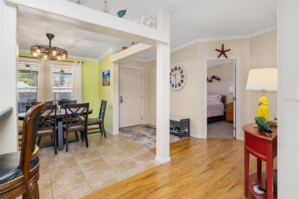 Image 38 of property listing at 812 50TH AVENUE TERRACE W, Bradenton, FL 34207