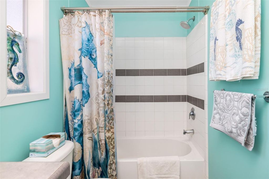 Image 45 of property listing at 812 50TH AVENUE TERRACE W, Bradenton, FL 34207